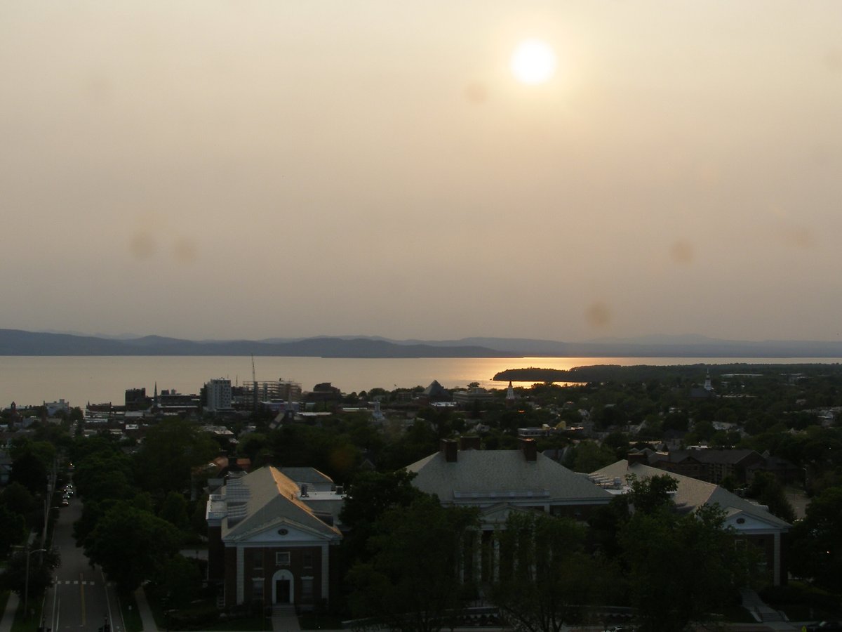 Right view, Burlington sunset on Tuesday, June 3, 2025