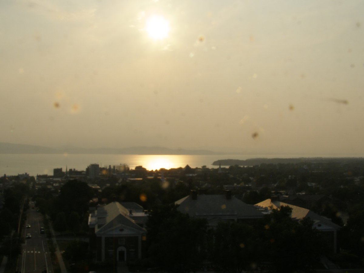 Right view, Burlington sunset on Wednesday, August 6, 2025