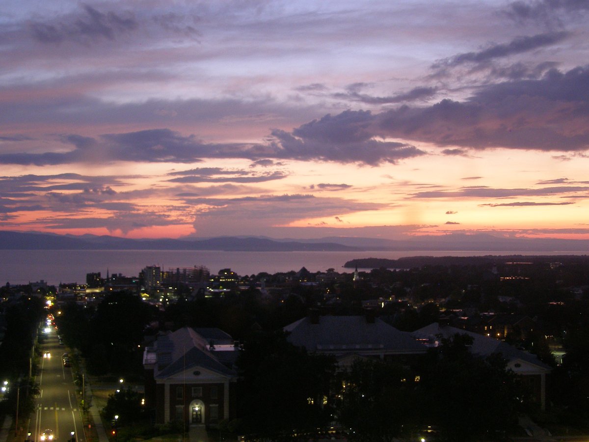 Right view, Burlington sunset on Wednesday, August 13, 2025