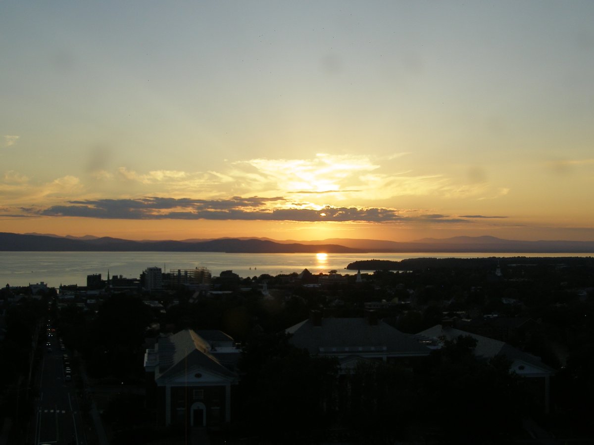 Right view, Burlington sunset on Friday, August 22, 2025