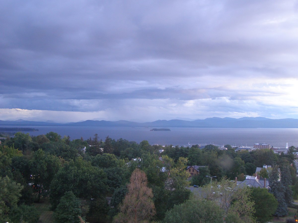 Left view, Burlington sunset on Saturday, August 30, 2025