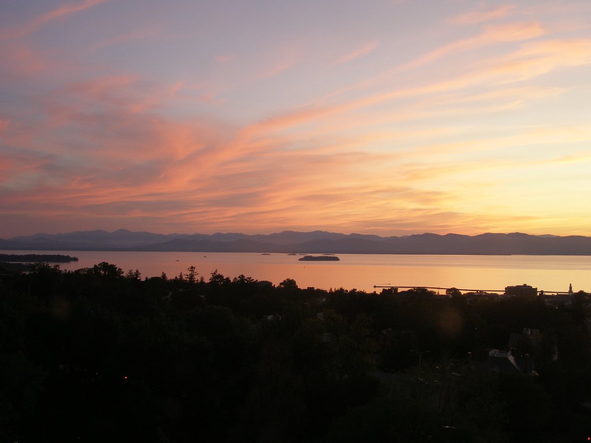 Left view, Burlington sunset on Tuesday, September 16, 2025