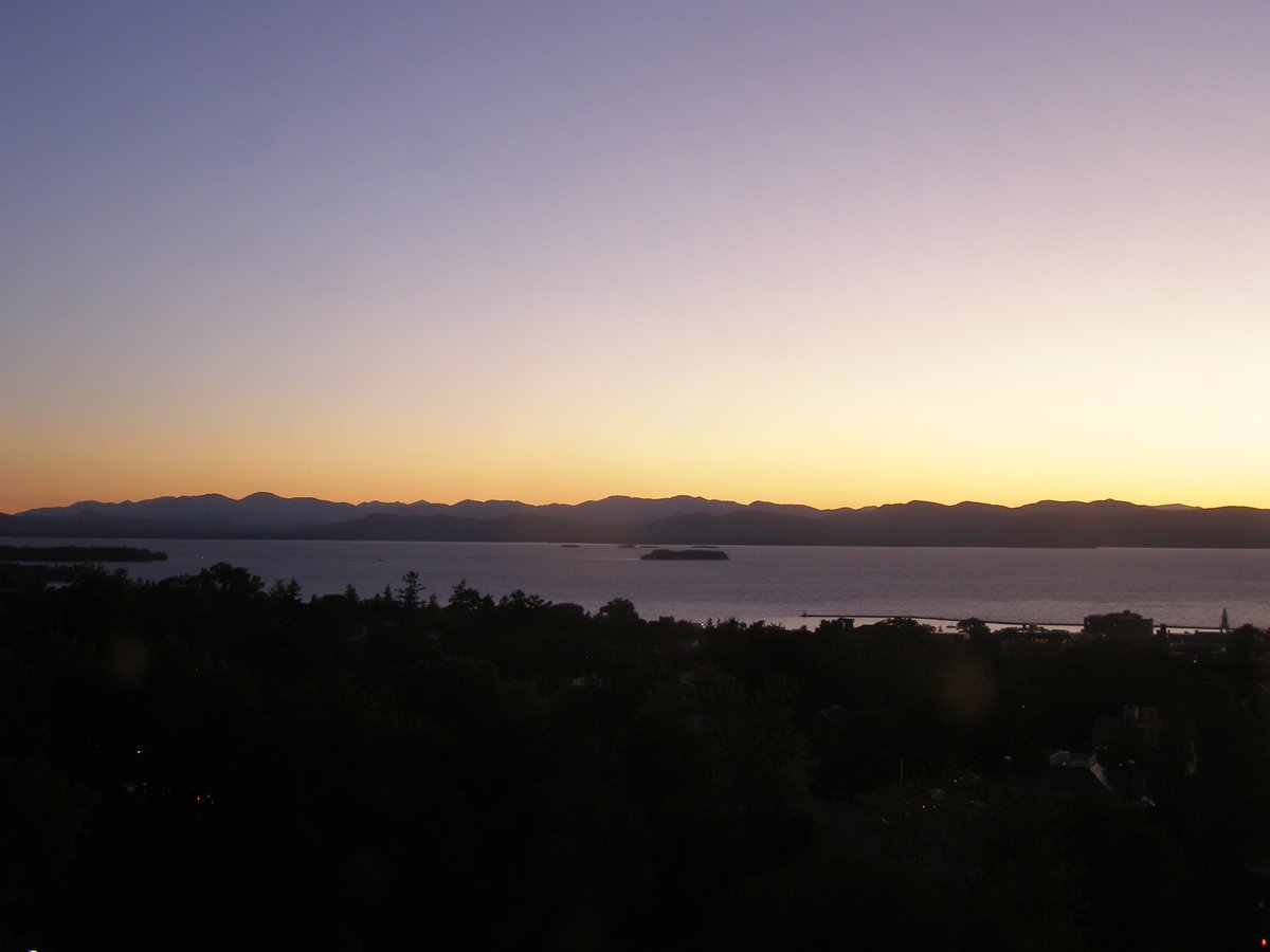 Left view, Burlington sunset on Friday, September 19, 2025
