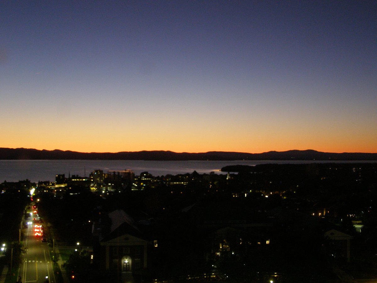Right view, Burlington sunset on Thursday, October 9, 2025