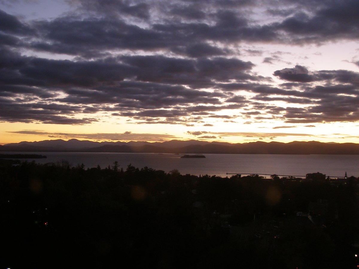 Left view, Burlington sunset on Wednesday, October 15, 2025