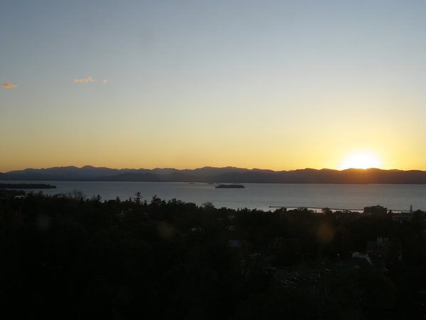 Burlington sunset on Thursday, October 16, 2025 at 6:14 PM EDT