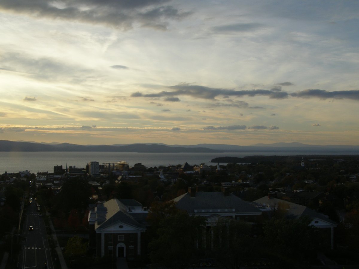 Right view, Burlington sunset on Sunday, October 19, 2025