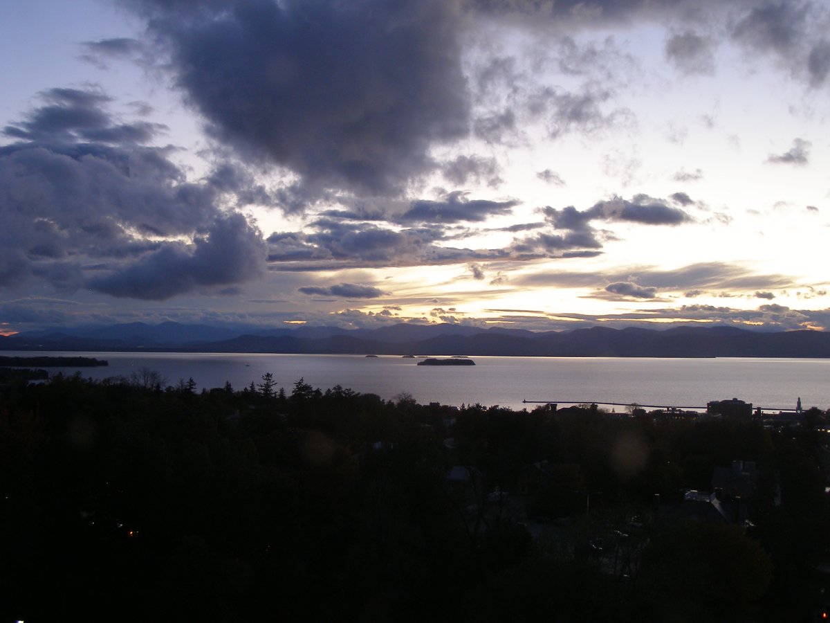 Left view, Burlington sunset on Wednesday, October 22, 2025