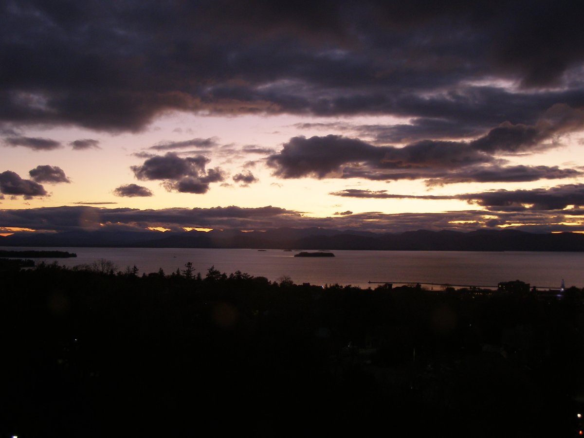 Left view, Burlington sunset on Sunday, October 26, 2025