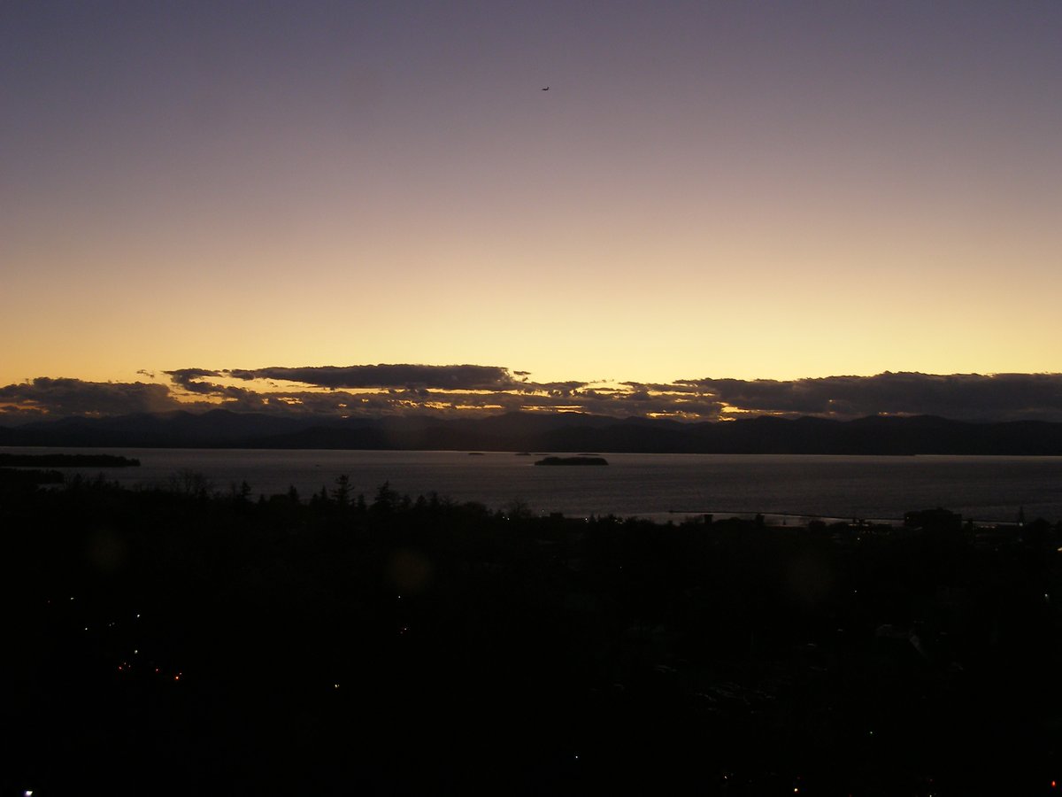Left view, Burlington sunset on Tuesday, November 4, 2025