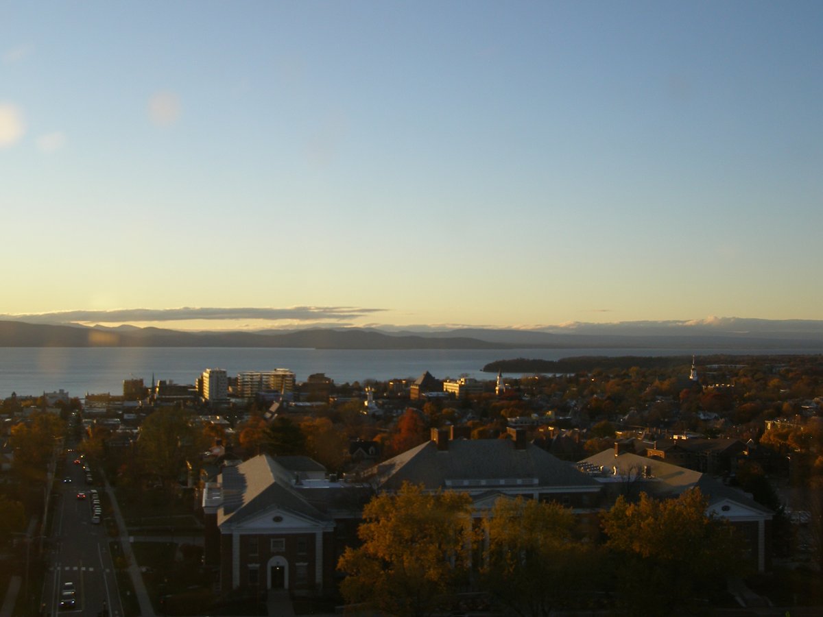 Right view, Burlington sunset on Saturday, November 8, 2025
