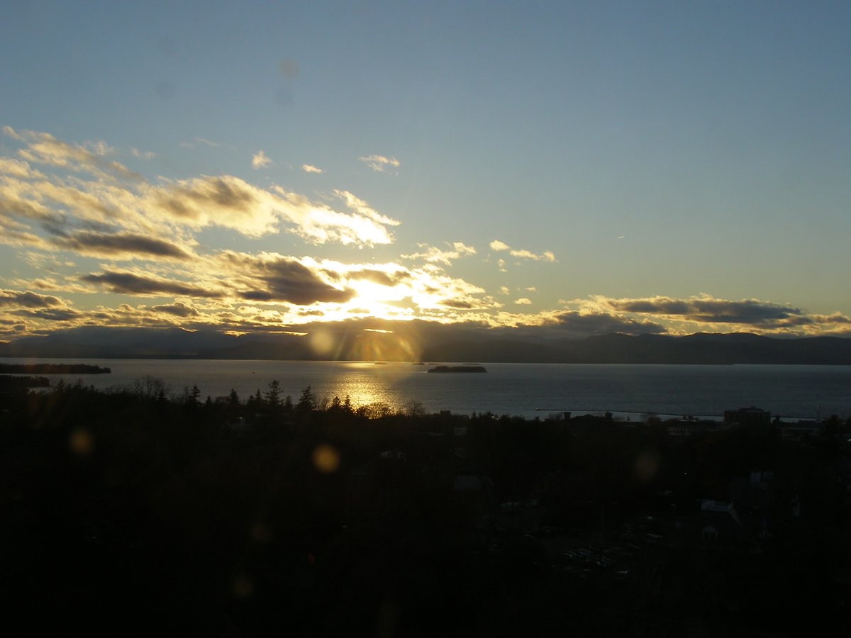 Left view, Burlington sunset on Tuesday, November 18, 2025