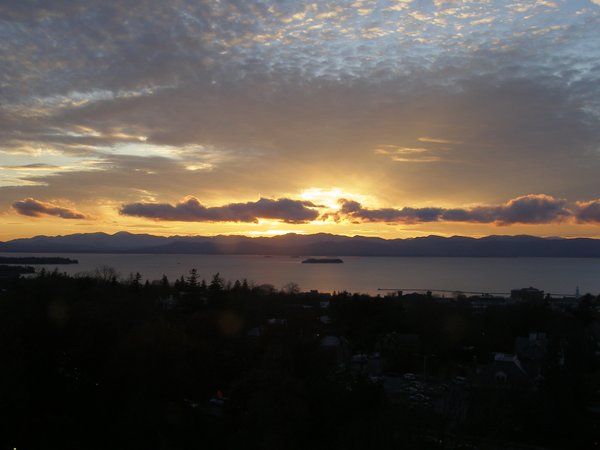 Burlington sunset on Wednesday, November 19, 2025 at 4:18 PM EST