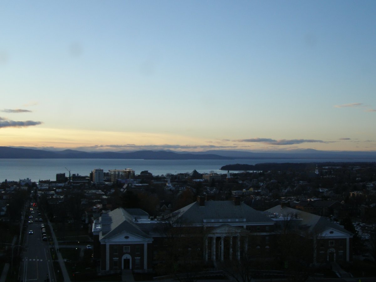 Right view, Burlington sunset on Monday, November 24, 2025
