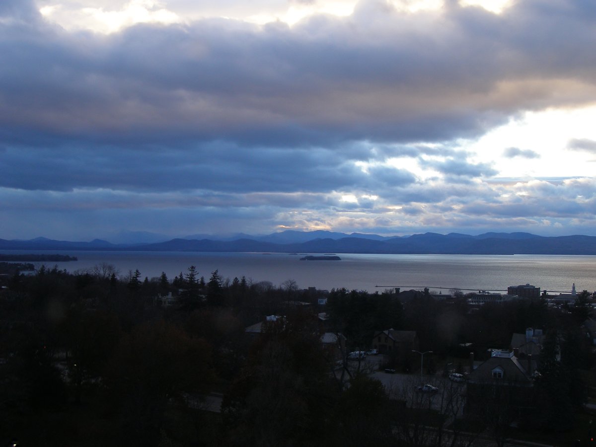Left view, Burlington sunset on Thursday, November 27, 2025
