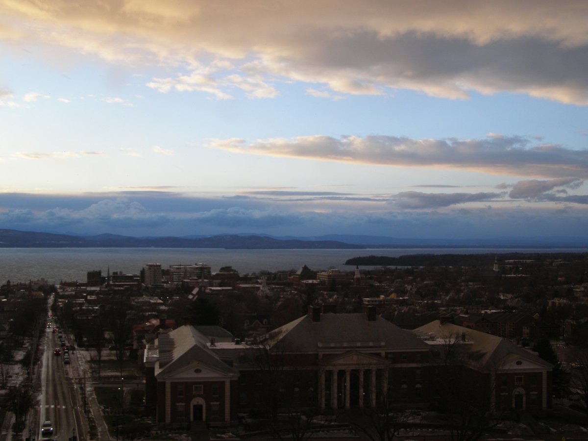 Right view, Burlington sunset on Sunday, January 11, 2026