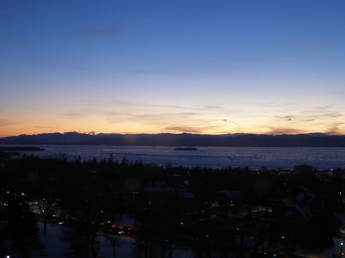 Left view, Burlington sunset on Thursday, February 12, 2026