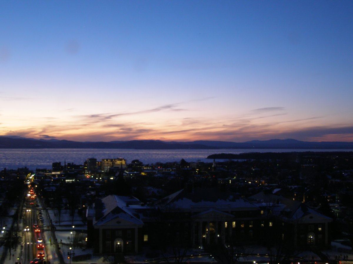 Right view, Burlington sunset on Thursday, February 12, 2026