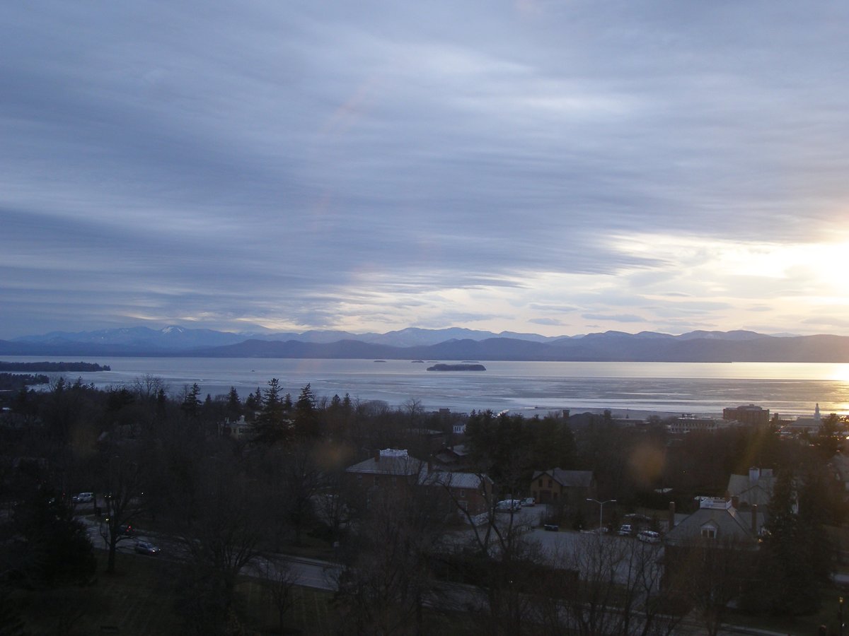Left view, Burlington sunset on Sunday, March 15, 2026