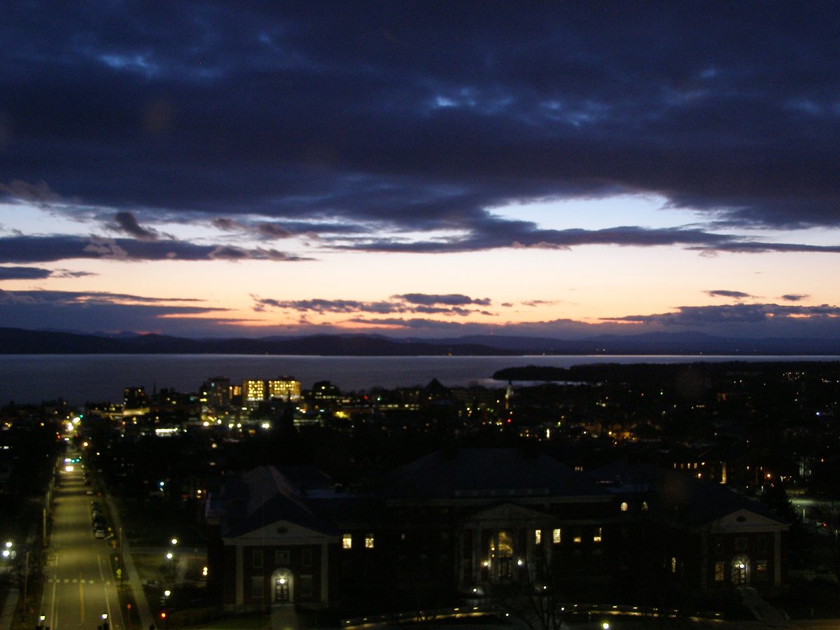 Right view, Burlington sunset on Monday, April 6, 2026