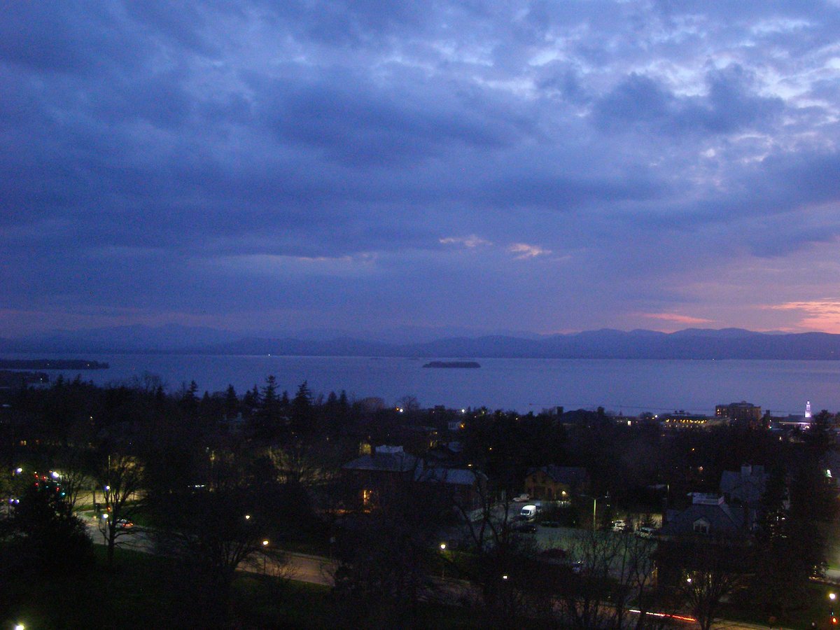 Left view, Burlington sunset on Wednesday, April 22, 2026