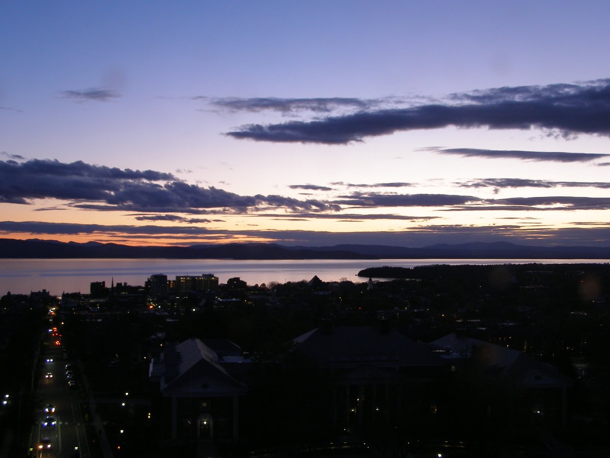 Right view, Burlington sunset on Thursday, May 7, 2026