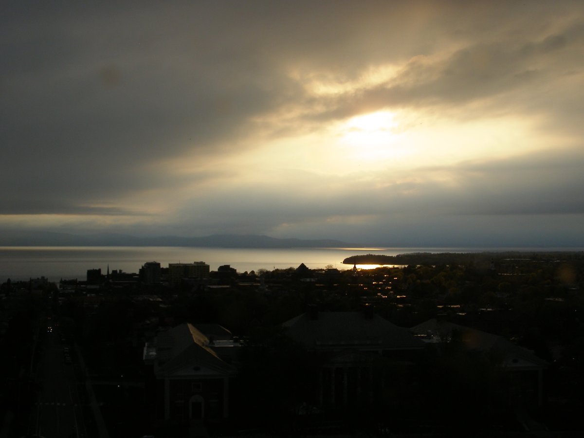 Right view, Burlington sunset on Wednesday, May 13, 2026