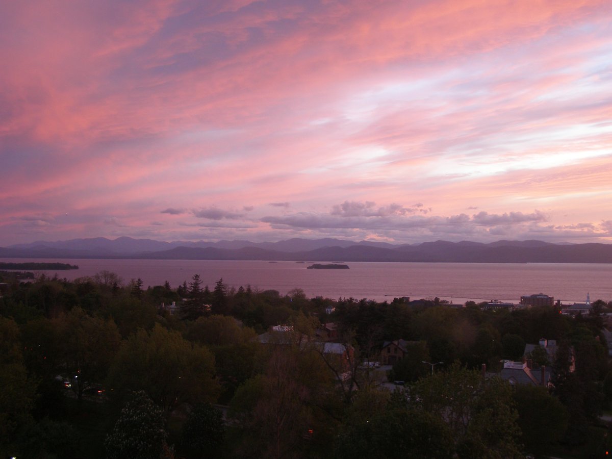 Left view, Burlington sunset on Wednesday, May 20, 2026