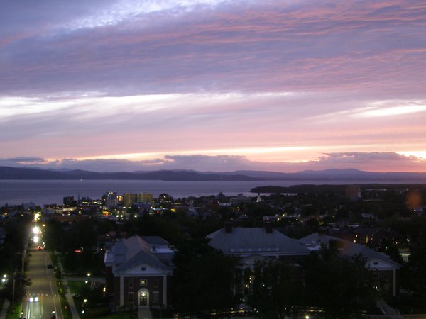 Burlington sunset on Wednesday, May 20, 2026 at 8:59 PM EDT
